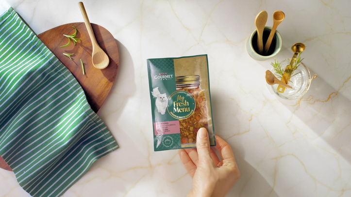 Purina creates new fresh cat food selection